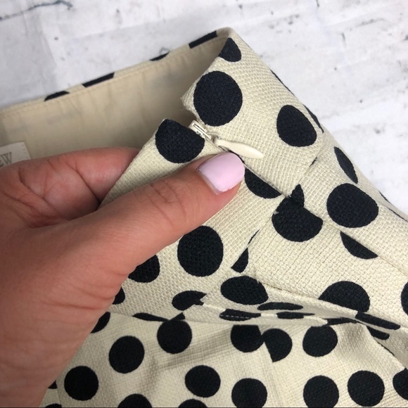 J. Crew Black Polka Dot Pleated Shorts Size 2 - Picture 3 of 5